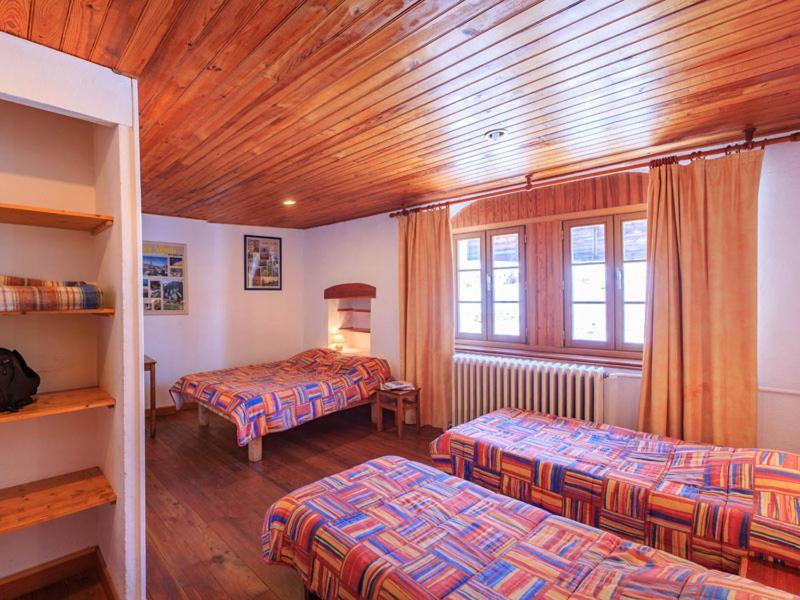 Auberge L'Estoilies Сен-Веран Экстерьер фото