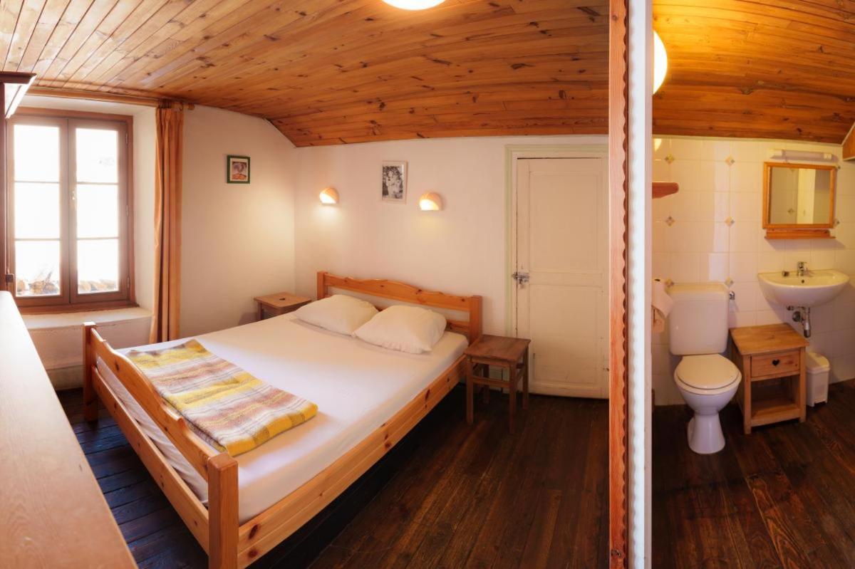 Auberge L'Estoilies Сен-Веран Экстерьер фото